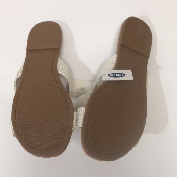 Old navy sandals - Picture 2 of 2
